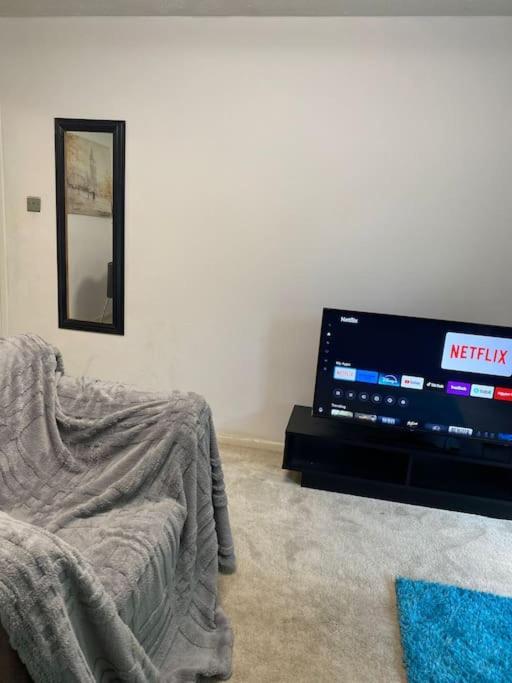 Apartment Convenient City Centre 2bed Flat